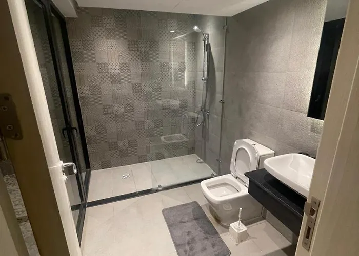 Luxurious 5bdrooms Somabay *