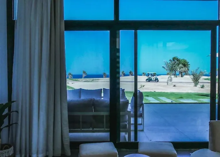 Luxurious 5bdrooms Somabay