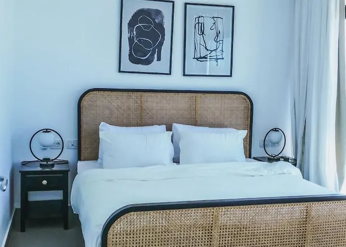 Luxurious 5bdrooms Somabay Villa
